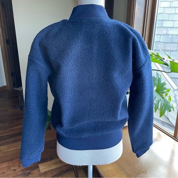 J. Crew Boucle Teddy Fleece Bomber Jacket in Navy Blue Gold Buttons size XS - Picture 6 of 16